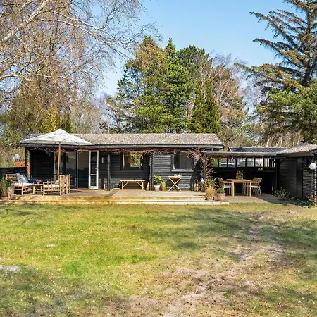 Amazing In Sjllands Odde With Wifi And 2 Bedrooms Yderby