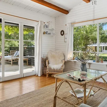 Amazing In Sjllands Odde With Wifi And 2 Bedrooms * Yderby