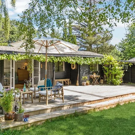 Amazing In Sjllands Odde With Wifi And 2 Bedrooms * Yderby