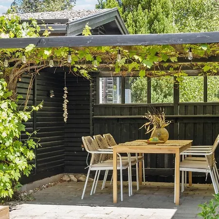 Amazing In Sjllands Odde With Wifi And 2 Bedrooms Ferienhaus Yderby