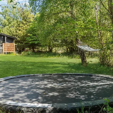 Amazing In Sjllands Odde With Wifi And 2 Bedrooms * Yderby